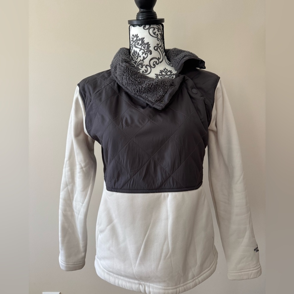 The North Face Women's 1/4 Side Snap